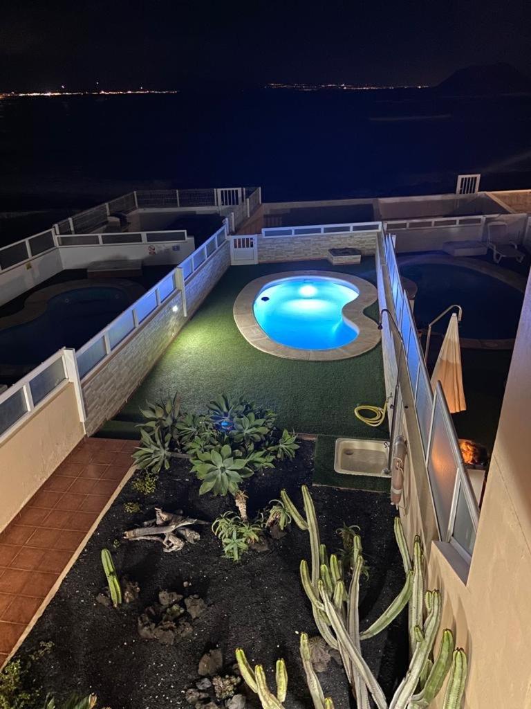 Beach Front Villa Vv Κοραλέχο Εξωτερικό φωτογραφία